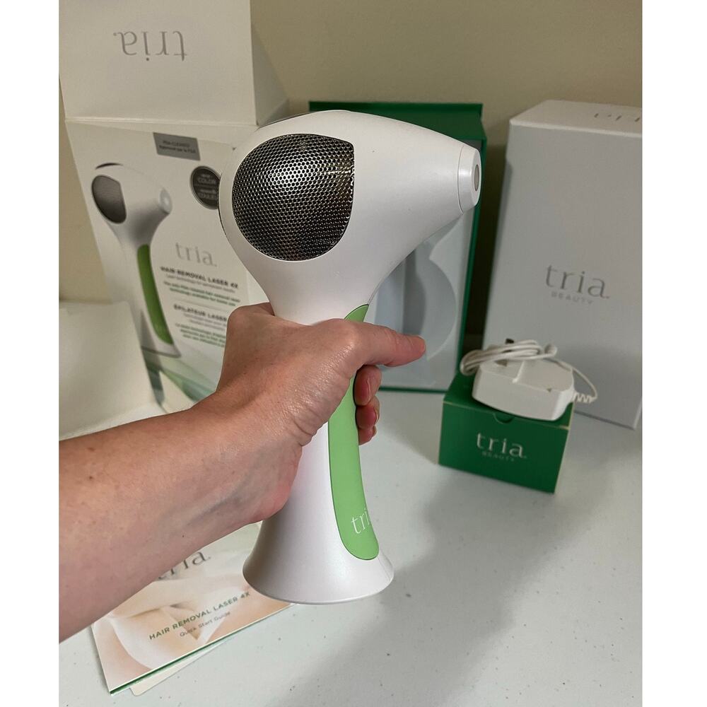Tria Permanent Hair Removal Laser 4X At Home Complete Set Works Box Charger